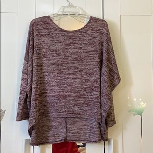 Maroon & white long sleeve M/L shirt